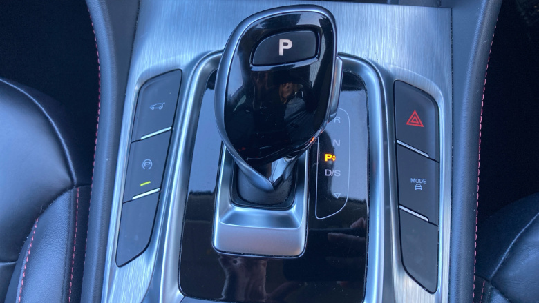 MG HS 1.5 T-GDI Trophy 5dr DCT Petrol Hatchback